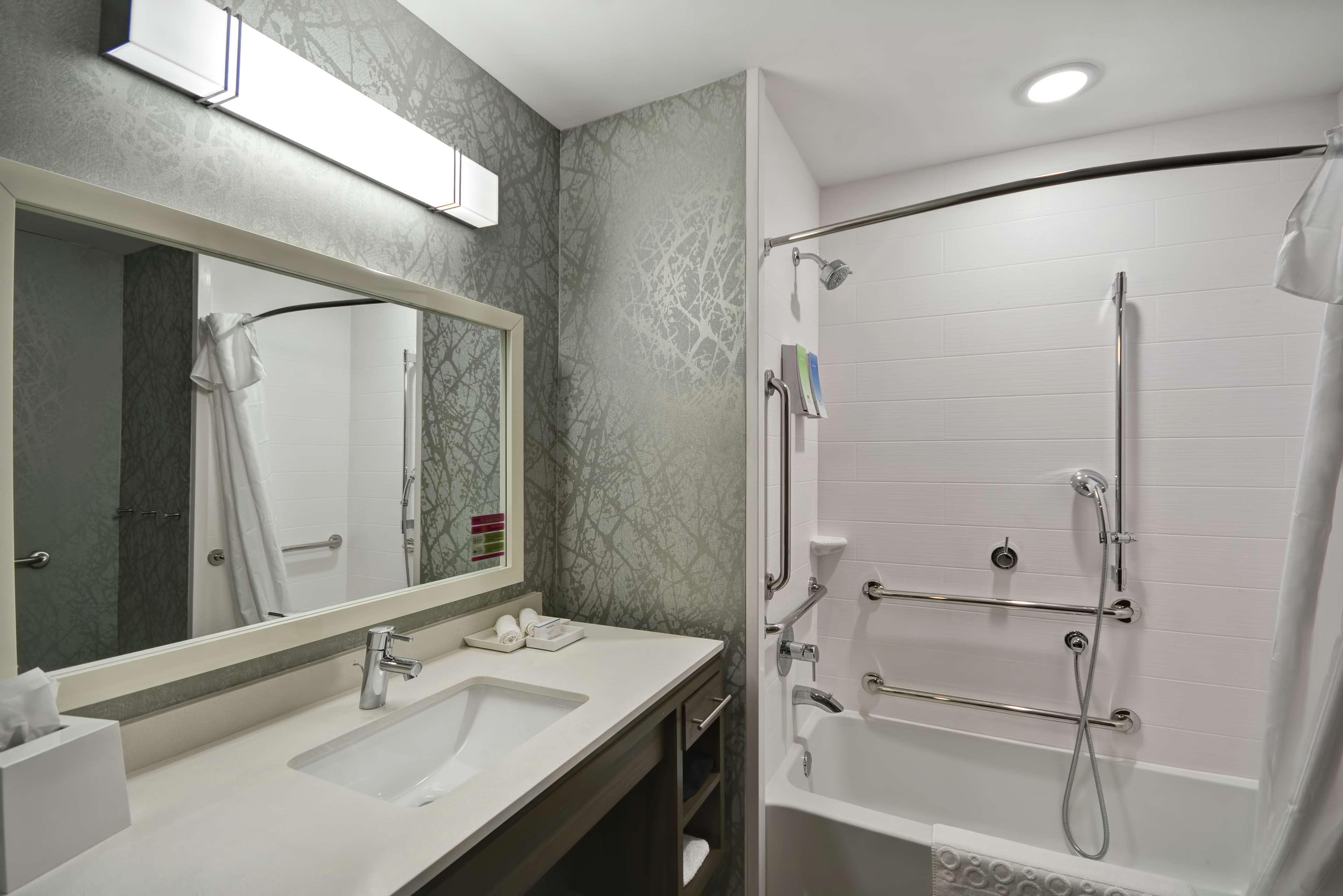 Home2 Suites By Hilton Grand Rapids North Walker Ngoại thất bức ảnh