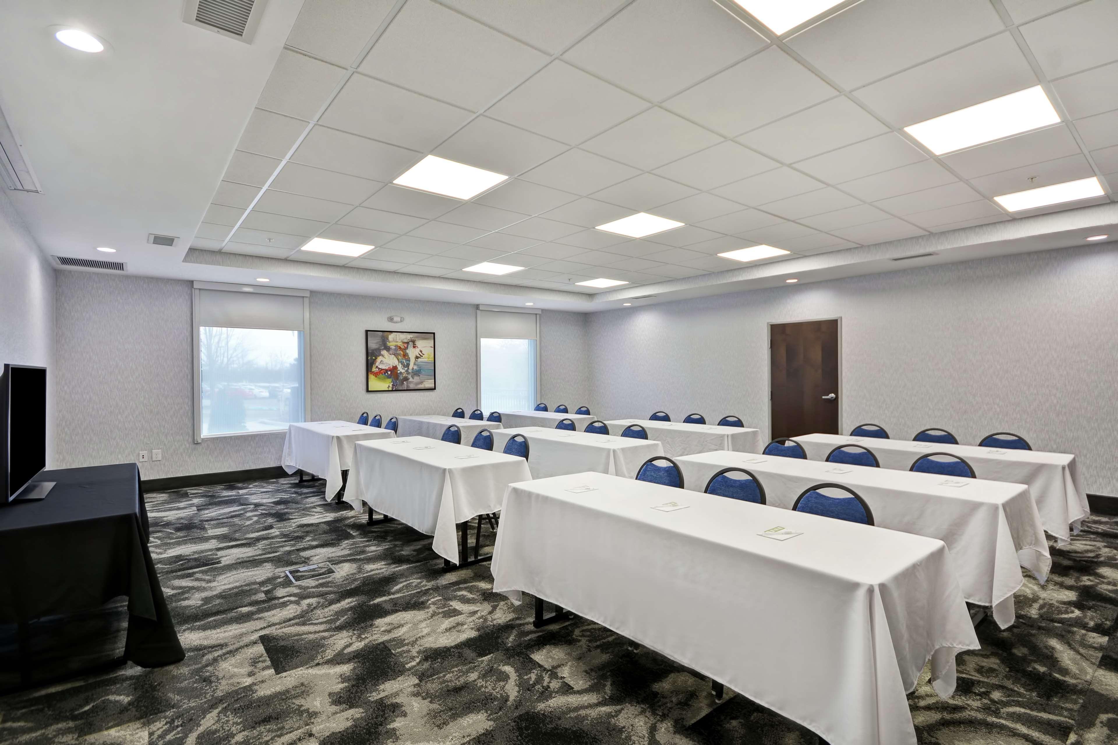 Home2 Suites By Hilton Grand Rapids North Walker Ngoại thất bức ảnh